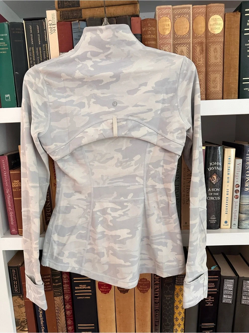 Lululemon athletica Define Luon Light Gray Camouflage Zip-Up Jacket - Women